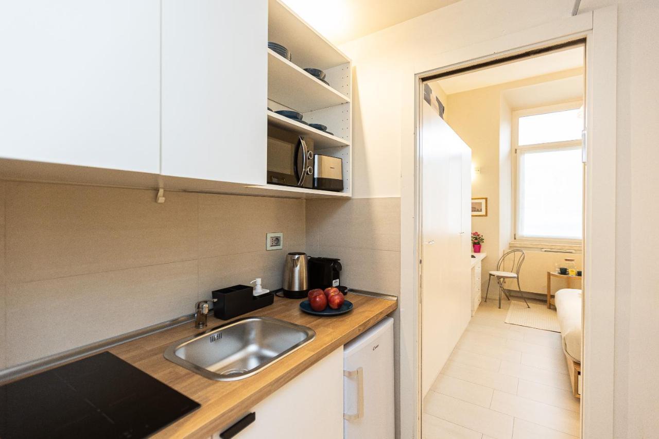Amazing Via Nazionale 3 Appartement Rome Buitenkant foto